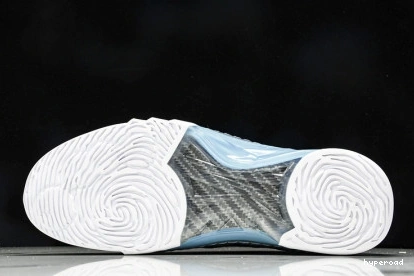 Hyperoad Air UNC Jordan 23 0829